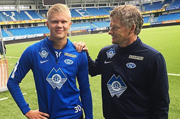 米体：劳塔罗4天内两次被换不必臆想，齐沃未动摇其核心地位