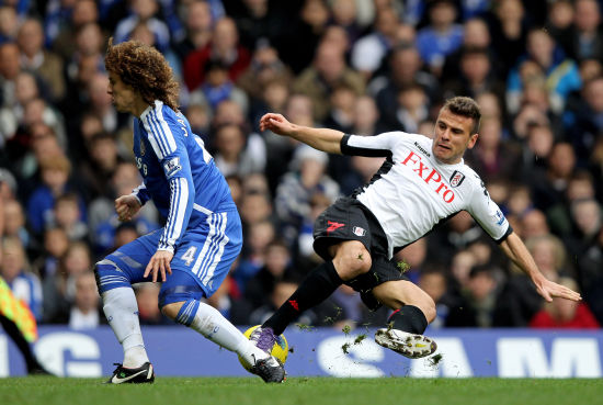 孔帕尼：球队处于困境时两名球员挺身而出，这就是我们的实力