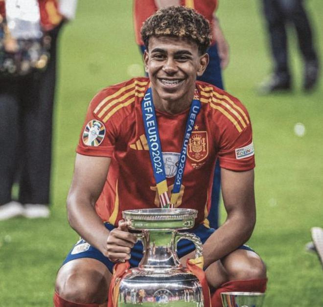 河北曲阳：乒乓跃动青春 赛事汇聚热情