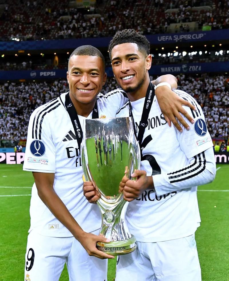 火箭加时117-113险胜魔术取四连胜，申京30138杜兰特35分