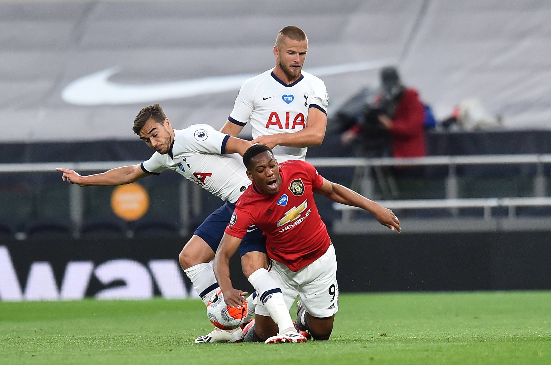 news-topic-highlight